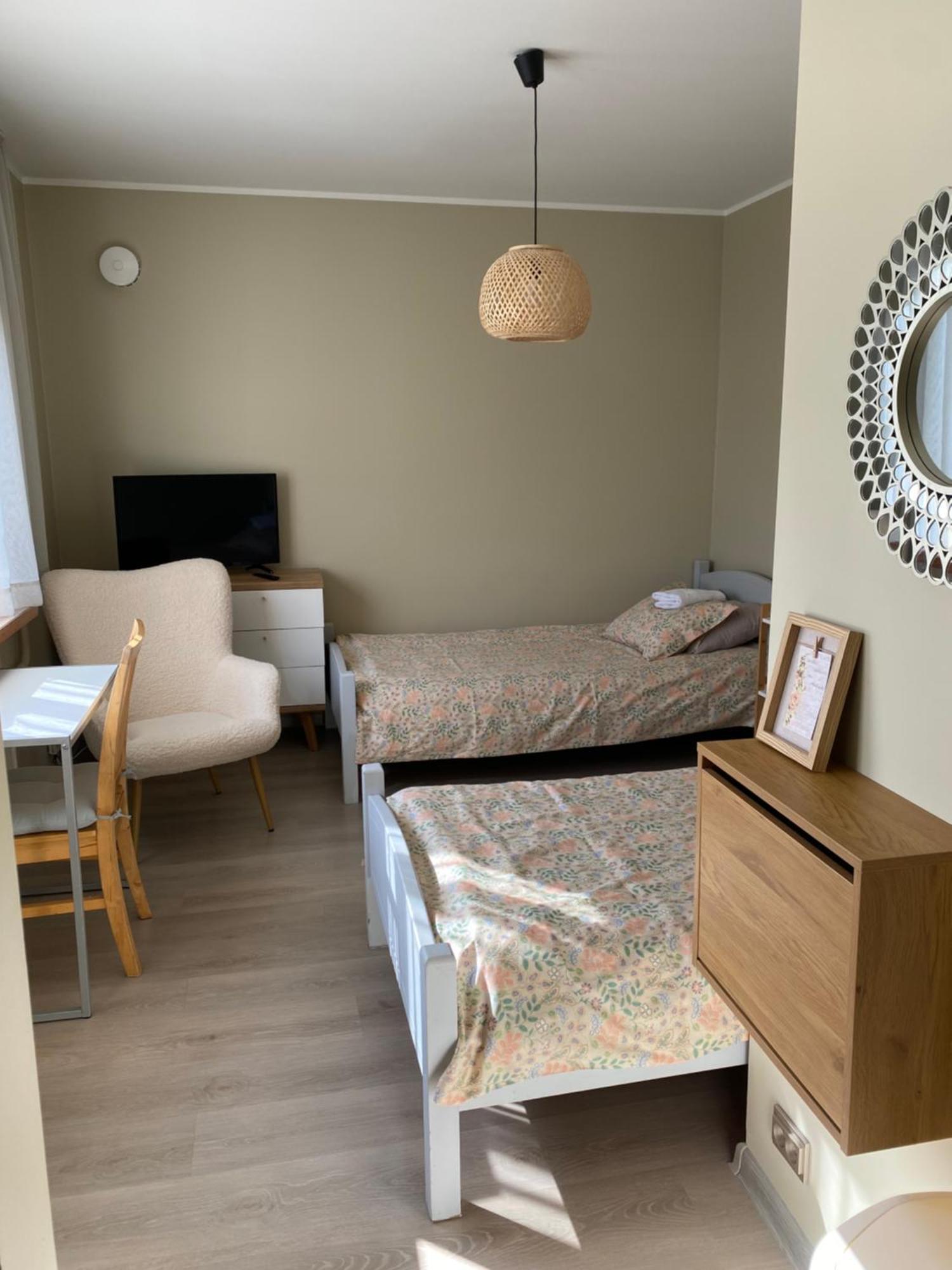 Ohtu Poik 4 City Center Apartment Parnu Ngoại thất bức ảnh